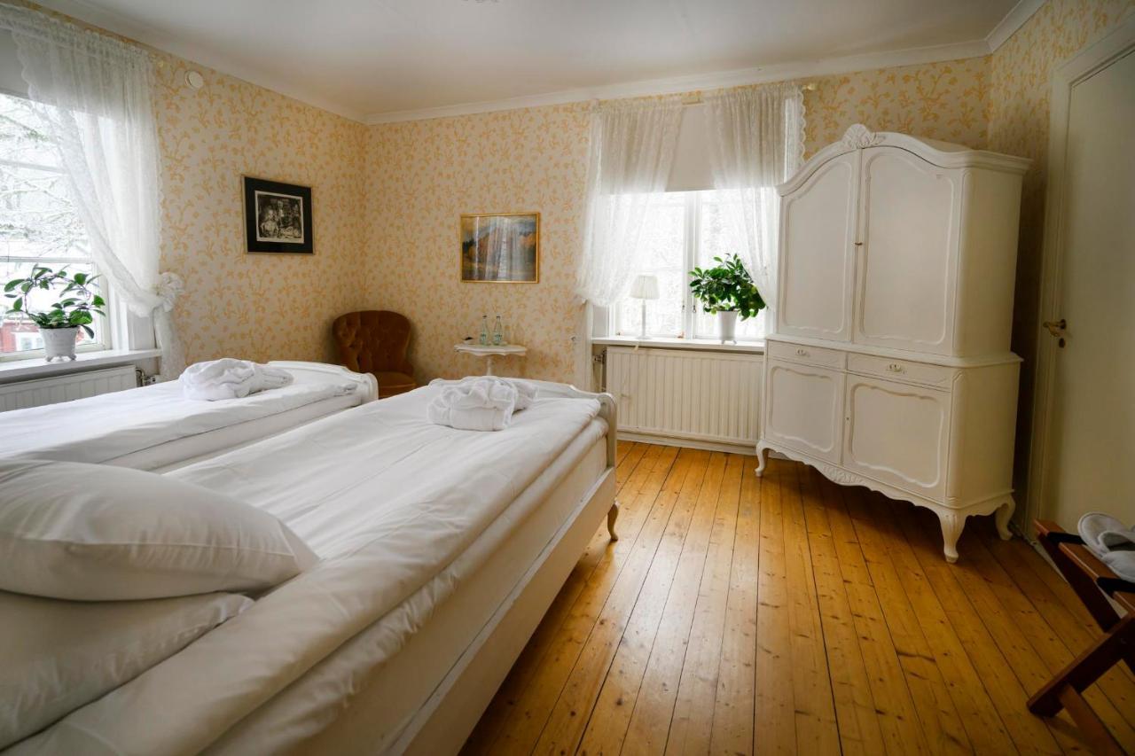 Oelme Praestgard Gaestgiveri Kristinehamn Exterior foto